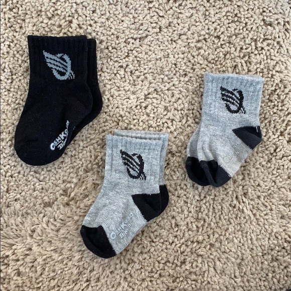 (25) Pairs Boys Socks (OshKosh, Carter’s) - Picture 2 of 6